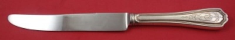 Reed and Barton Hepplewhite Engraved Sterling Silver Dinner Knife 9 5/8 in: Reed and Barton Hepplewhite Engraved Sterling Silver Dinner Knife 9 5/8 in This exquisite Hepplewhite Engraved dinner knife by Reed and Barton showcases timeless elegance, crafted from sterling silver