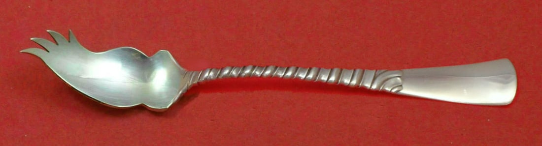 Gorham Colonial Sterling Silver Custom Made Pate Knife 6 Inch: Gorham Colonial Sterling Silver Custom Made Pate Knife 6 Inch This exquisite Colonial by Gorham pate knife is custom made and crafted from high-quality sterling silver. Measuring 6 inches in length, i