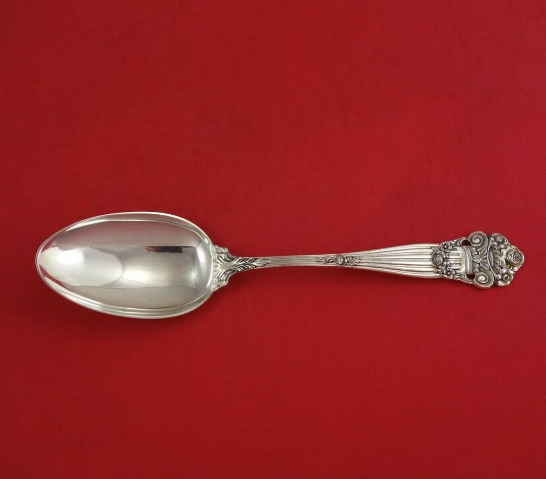 Towle Georgian Sterling Silver Serving Spoon 8.25 Inch Antique: Towle Georgian Sterling Silver Serving Spoon 8.25 Inch Antique This exquisite serving spoon showcases the timeless Georgian pattern by Towle, crafted from high-quality sterling silver. Measuring 8 1/4