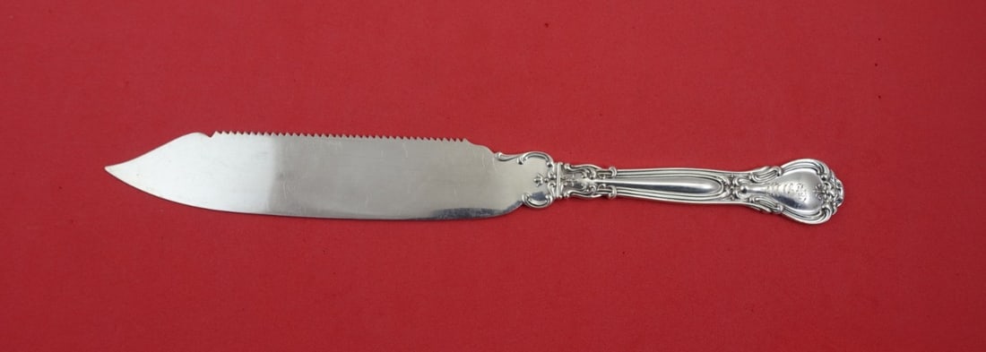 Gorham Chantilly Sterling Silver Cake Saw 9.5 Inch: Gorham Chantilly Sterling Silver Cake Saw 9.5 Inch This exquisite cake saw features the elegant Chantilly pattern by Gorham, crafted from high-quality sterling silver. With a length of 9 1/2 inches, i