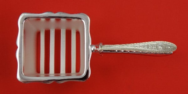 Wedgwood by International Sterling Silver Custom Corn Butterer Serving Piece: Wedgwood by International Sterling Silver Custom Corn Butterer Serving Piece Elevate your serving experience with this exquisite Wedgwood by International Sterling Silver Corn Butterer. Crafted from h