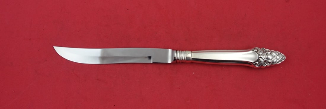 Gorham Sovereign Old Sterling Silver Steak Knife 8 7/8": Gorham Sovereign Old Sterling Silver Steak Knife 8 7/8" Elevate your dining experience with the Sovereign Old steak knife by Gorham. Crafted from high-quality sterling silver, this knife features a ho