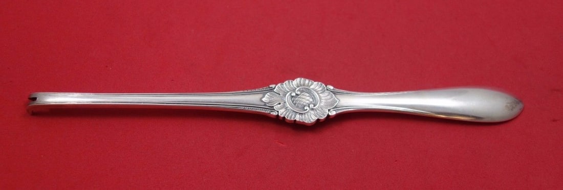 Erhard Parshoj Sterling Silver Lobster Pick Curved End 7 3/4 Inch: Erhard Parshoj Sterling Silver Lobster Pick Curved End 7 3/4 Inch This exquisite lobster pick, crafted by Erhard Parshoj, showcases a beautifully curved end design, perfect for enjoying seafood delica