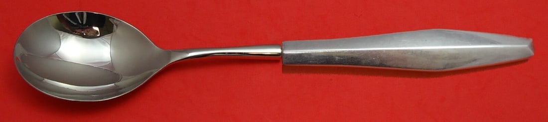 Reed and Barton Diamond Sterling Silver Casserole Spoon 11 1/4 Custom: Reed and Barton Diamond Sterling Silver Casserole Spoon 11 1/4 Custom This beautifully crafted serving spoon is part of the Diamond pattern by Reed & Barton. Made from high-quality sterling silver, it