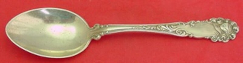 Alvin Edward VII Sterling Silver 7 Inch Place Soup Spoon: Alvin Edward VII Sterling Silver 7 Inch Place Soup Spoon Experience the timeless elegance of the Edward VII pattern with this exquisite 7" place soup spoon crafted in sterling silver by Alvin. This he