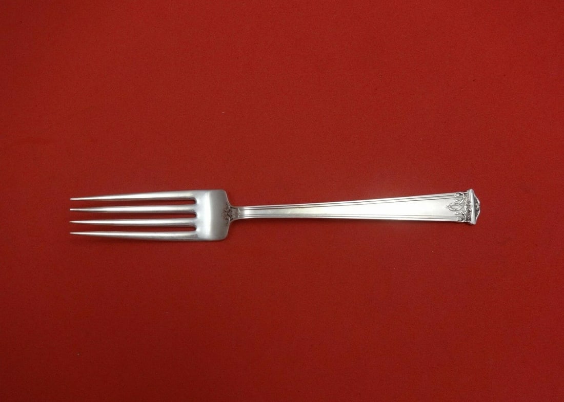 International Sterling Silver Trianon Dinner Fork 7 7/8 Antique Flatware: International Sterling Silver Trianon Dinner Fork 7 7/8 Antique Flatware This exquisite Trianon dinner fork is crafted from high-quality sterling silver by International, showcasing timeless elegance.