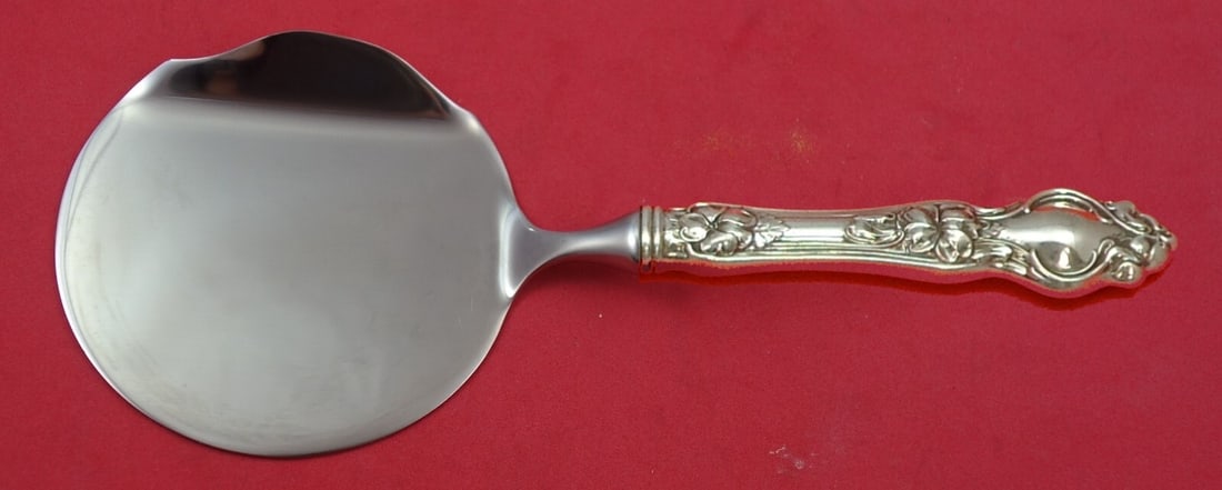 Wallace Violet Sterling Silver 8" Cranberry Server Custom Made: Wallace Violet Sterling Silver 8" Cranberry Server Custom Made Presenting the Violet by Wallace Sterling Silver Cranberry Server, a beautifully crafted serving piece measuring 8 inches. This server fe