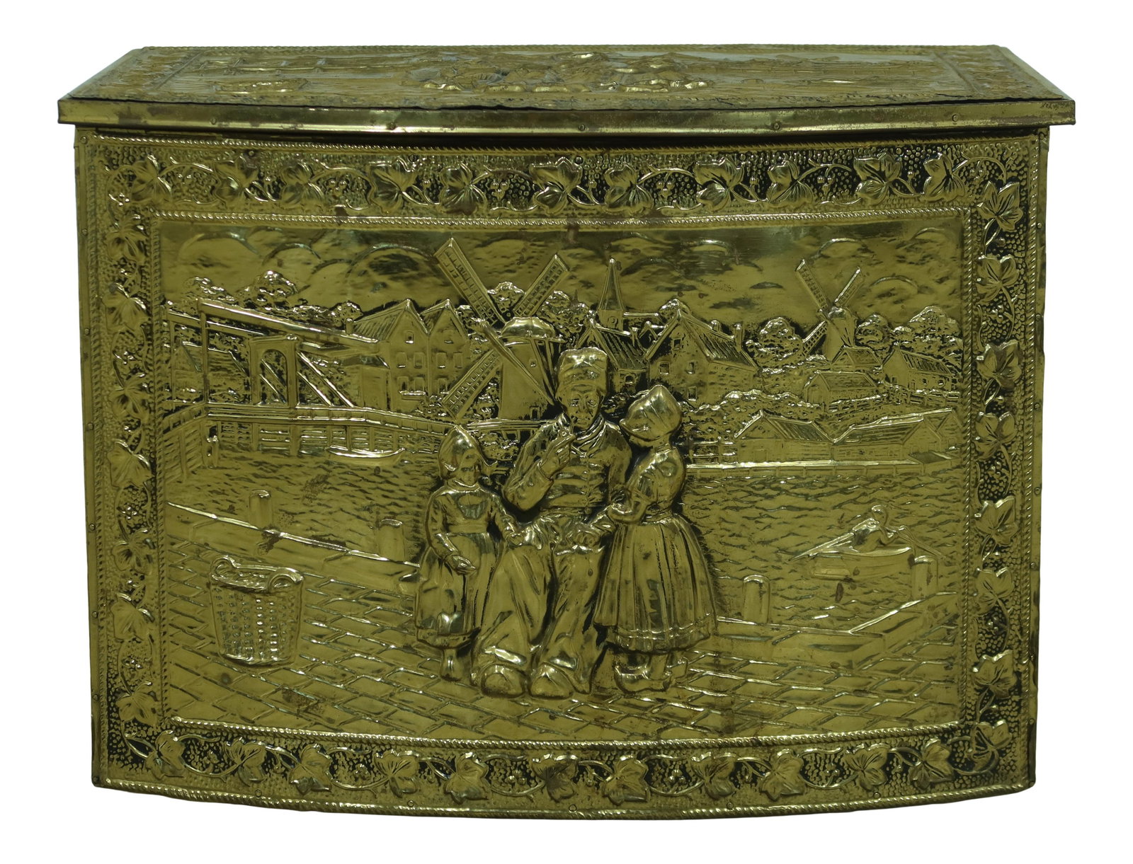 Vintage Dutch Brass Flip Top Tinder Box 50 Years Old: Vintage Dutch Brass Flip Top Tinder Box 50 Years Old This Dutch Embossed Brass Flip Top Tinder Box, approximately 50 years old, features a beautifully embossed design on a sturdy brass construction. T