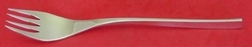 International Sterling Silver Vision Fork 7 3/8 Modern Flatware: International Sterling Silver Vision Fork 7 3/8 Modern Flatware This exquisite Vision fork showcases the modern design of the International Sterling collection. Crafted from high-quality sterling silv