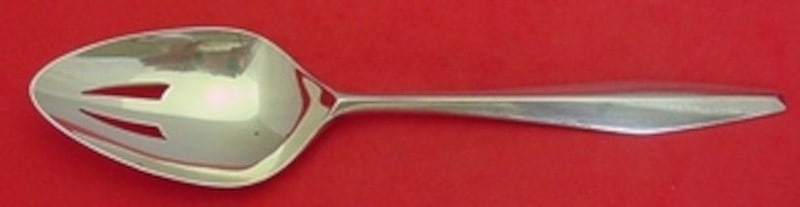 Sterling Silver Pierced Serving Spoon Diamond Pattern 8.25 Inch: Sterling Silver Pierced Serving Spoon Diamond Pattern 8.25 Inch This is a Reed & Barton sterling silver pierced serving spoon from the Diamond pattern. Measuring 8 1/4 inches in length, this original