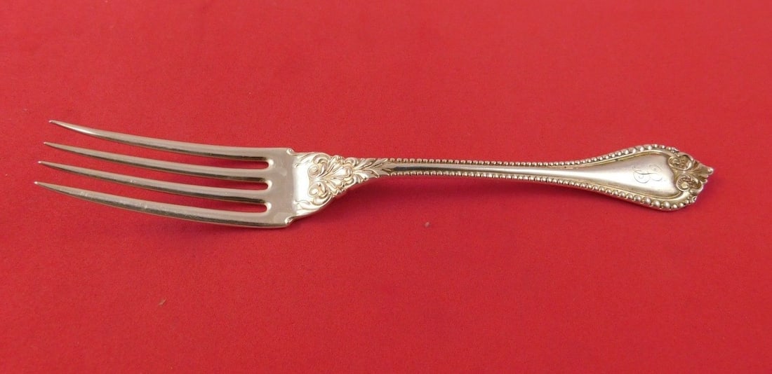 Lunt Old Colony Sterling Silver Fork 7 1/8 inches Monogrammed: Lunt Old Colony Sterling Silver Fork 7 1/8 inches Monogrammed This exquisite Old Colony regular fork by Lunt is crafted from high-quality sterling silver, dating back to the years 1850-1899. Measuring