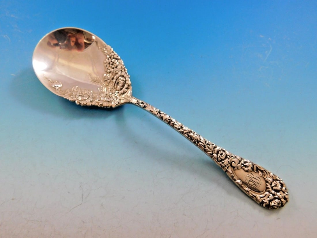 Durgin Chrysanthemum Sterling Silver Preserve Spoon 7.5 Inch Monogrammed: Durgin Chrysanthemum Sterling Silver Preserve Spoon 7.5 Inch Monogrammed This exquisite sterling silver preserve spoon, measuring 7 1/2 inches, features the elegant Chrysanthemum pattern by Durgin, po
