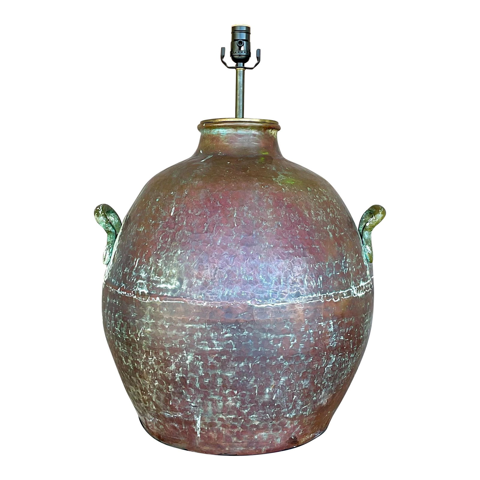 Vintage Coastal Hammered Copper Lamp 27.25 Inch Elegant Decor: Vintage Coastal Hammered Copper Lamp 27.25 Inch Elegant Decor Enhance your living space with this Vintage Coastal Patinated Hammered Copper Lamp. Its monumental size and exquisite patinated hammered c