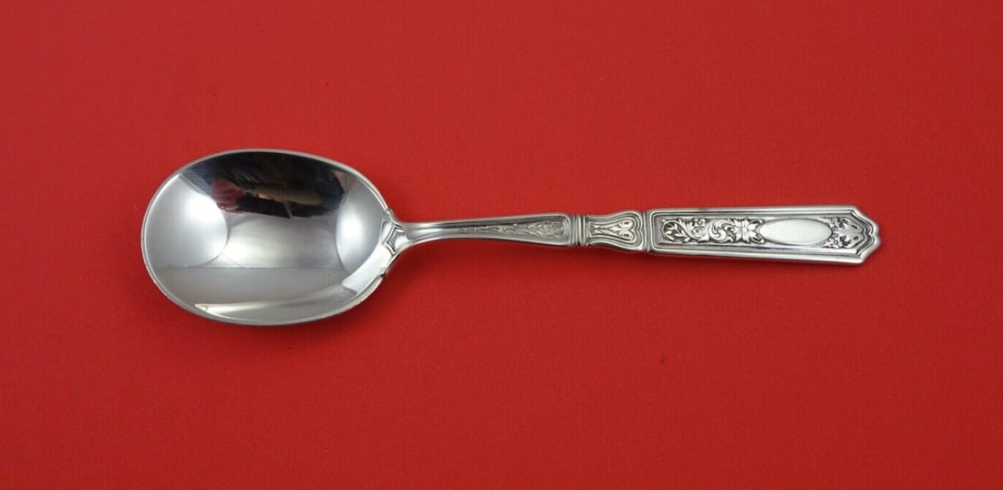 Gorham Saint Dunstan Sterling Silver Cream Soup Spoon 5 7/8": Gorham Saint Dunstan Sterling Silver Cream Soup Spoon 5 7/8" This exquisite cream soup spoon is crafted from sterling silver and features the elegant Saint Dunstan pattern by Gorham. Measuring 5 7/8 i