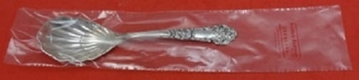 Reed and Barton French Renaissance Sterling Silver Sugar Spoon 6 1/4" New: Reed and Barton French Renaissance Sterling Silver Sugar Spoon 6 1/4" New This exquisite sugar spoon features the elegant French Renaissance pattern by Reed and Barton. Crafted from high-quality sterl