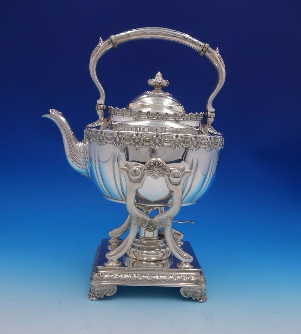 Tiffany & Co English King Sterling Silver Kettle on Stand 14 Inch: Tiffany & Co English King Sterling Silver Kettle on Stand 14 Inch This exquisite kettle on stand, designed in the English King pattern by Tiffany & Co., showcases the elegance of sterling silver craft