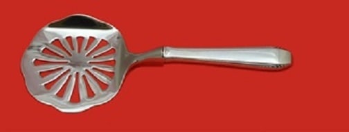 Towle Cascade Sterling Silver Tomato Server 8 inch Custom Made: Towle Cascade Sterling Silver Tomato Server 8 inch Custom Made This exquisite Cascade Tomato Server from Towle is a custom-made serving piece crafted in sterling silver. Measuring 8 inches, it feature