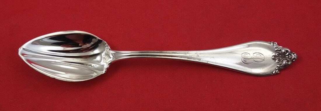 Reed and Barton La Perle Sterling Silver Grapefruit Spoon 5 7/8: Reed and Barton La Perle Sterling Silver Grapefruit Spoon 5 7/8 This exquisite grapefruit spoon is part of the La Perle pattern by Reed and Barton, crafted from high-quality sterling silver. Measuring