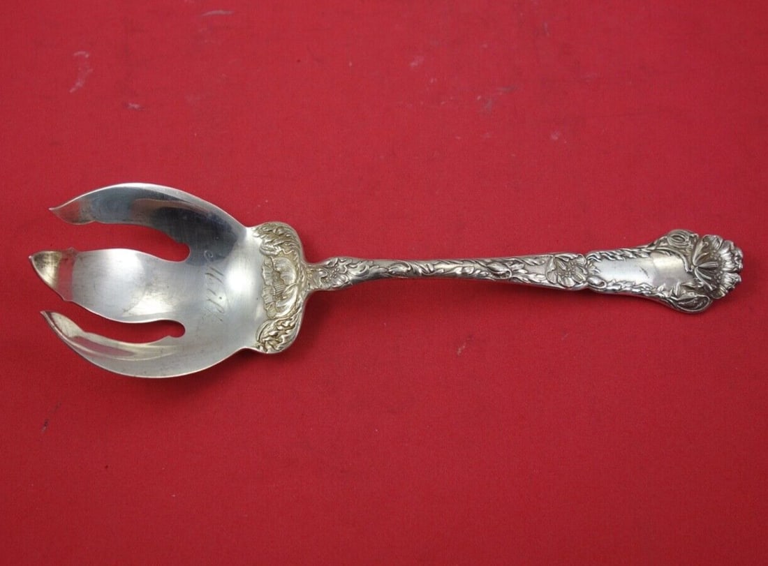 Gorham Poppy Sterling Silver Salad Serving Fork 8.5 Inch: Gorham Poppy Sterling Silver Salad Serving Fork 8.5 Inch This elegant salad serving fork from Gorham features the exquisite Poppy pattern, crafted from high-quality sterling silver. Measuring 8 1/2 in