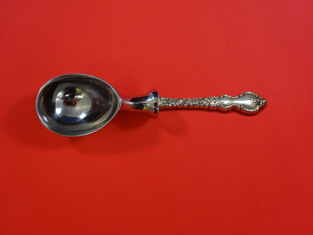 Du Barry International Sterling Silver Ice Cream Scoop Custom Made 7": Du Barry International Sterling Silver Ice Cream Scoop Custom Made 7" Elevate your dessert service with this exquisite Du Barry ice cream scoop from International Sterling. This custom-made serving pi