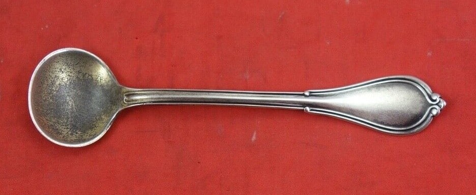 Gorham Cottage Sterling Silver Salt Spoon 3.5 Inch Serving Spoon: Gorham Cottage Sterling Silver Salt Spoon 3.5 Inch Serving Spoon This exquisite salt spoon from Gorham, part of the Cottage pattern, showcases the timeless elegance of sterling silver. Measuring 3 1/2