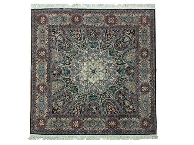 Black Minnici D. OM Design 6'10 x 7'1 Handmade Square Rug: Black Minnici D. OM Design 6'10 x 7'1 Handmade Square Rug Free continental US Shipping Introducing the Black Minnici D. OM Design Square Rug, a stunning addition to any contemporary space. This rug me