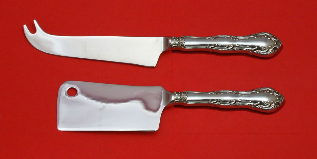 Wallace Old Atlanta Sterling Silver 2PC Cheese Server Set: Wallace Old Atlanta Sterling Silver 2PC Cheese Server Set This exquisite 2-piece cheese server serving set, crafted from sterling silver, features the "Old Atlanta" design by Wallace. The custom-made