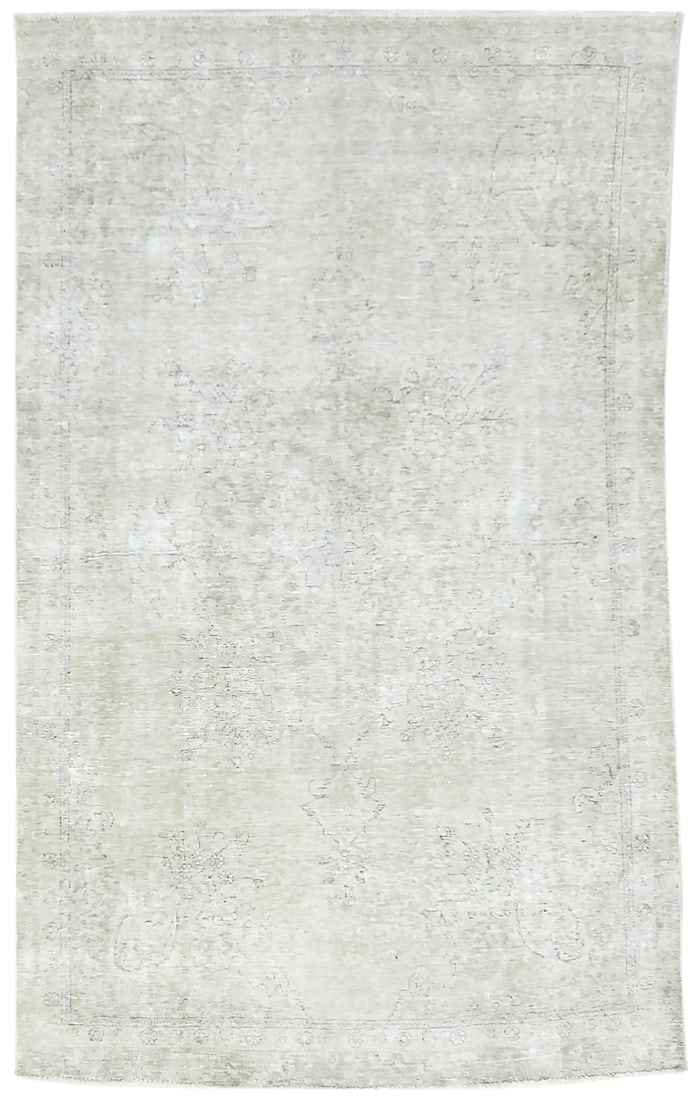 Hand-Knotted Wool Area Rug 4'9 x 8'8 Vintage Floral Western Asia: Hand-Knotted Wool Area Rug 4'9 x 8'8 Vintage Floral Western Asia This vintage Oriental rug from the 1950s features a classic floral pattern in muted tones of beige, cream, and dark brown. Hand-knotted