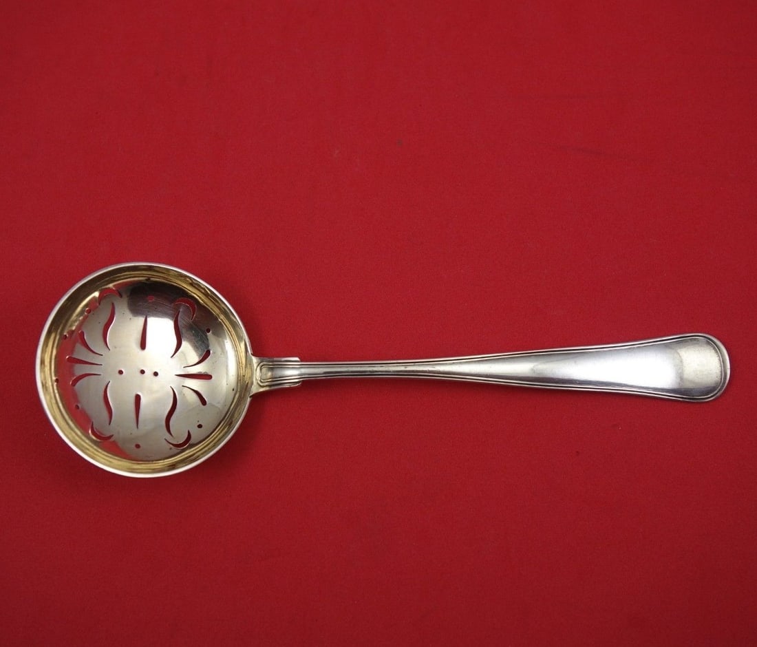 Danish Sterling Silver Sugar Sifter Dobbeltriflet Goldwashed 6 7/8": Danish Sterling Silver Sugar Sifter Dobbeltriflet Goldwashed 6 7/8" This exquisite sugar sifter features the elegant Dobbeltriflet pattern, also known as Old Danish, crafted from high-quality sterling