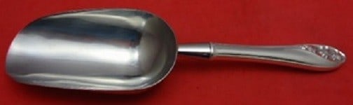 Gorham Lily of the Valley Sterling Silver Ice Scoop 9.5 Inch: Gorham Lily of the Valley Sterling Silver Ice Scoop 9.5 Inch This exquisite ice scoop is crafted by Gorham in the elegant Lily of the Valley pattern. Made from high-quality sterling silver, this custo