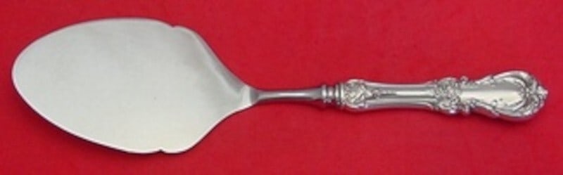 Reed and Barton Burgundy Sterling Silver Pastry Server 10 Inch: Reed and Barton Burgundy Sterling Silver Pastry Server 10 Inch This exquisite pastry server from the Burgundy pattern by Reed & Barton is crafted from high-quality sterling silver. Featuring a hollow