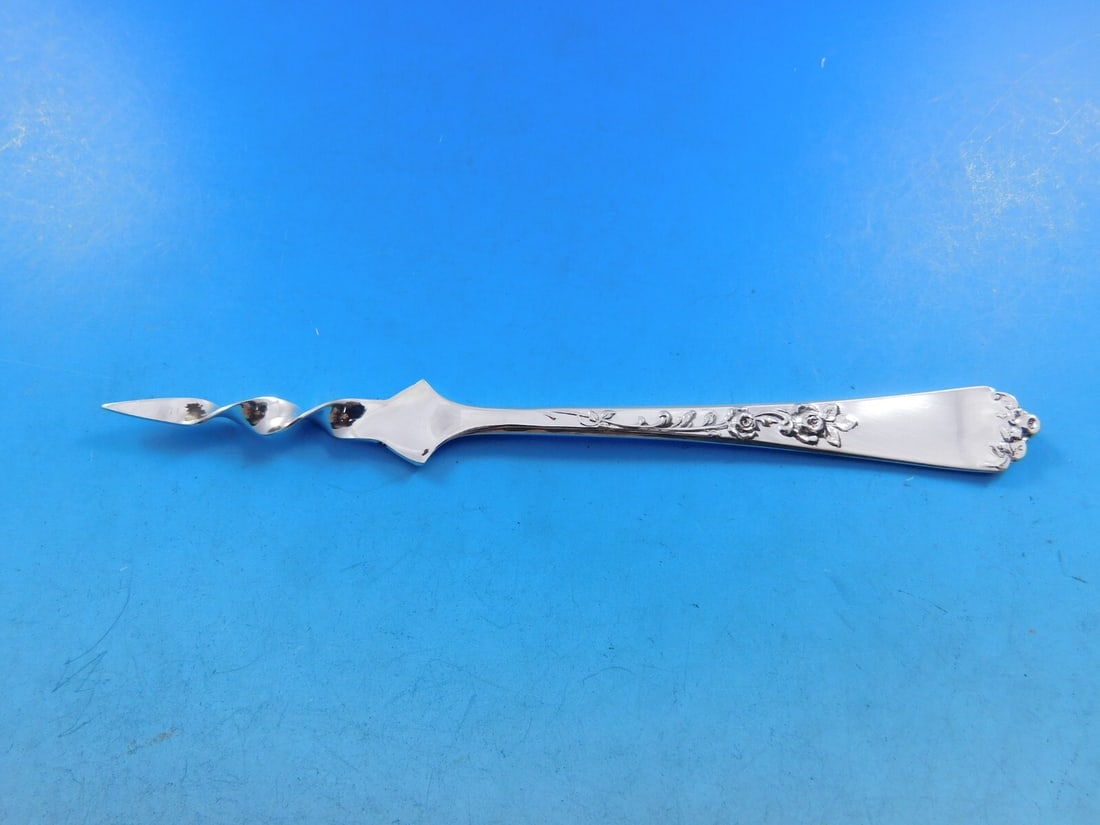 Wallace Sterling Silver Butter Pick 6 1/8 Custom Sterling Rose Pattern: Wallace Sterling Silver Butter Pick 6 1/8 Custom Sterling Rose Pattern This exquisite butter pick features the elegant Sterling Rose pattern by Wallace, crafted from high-quality sterling silver. Meas