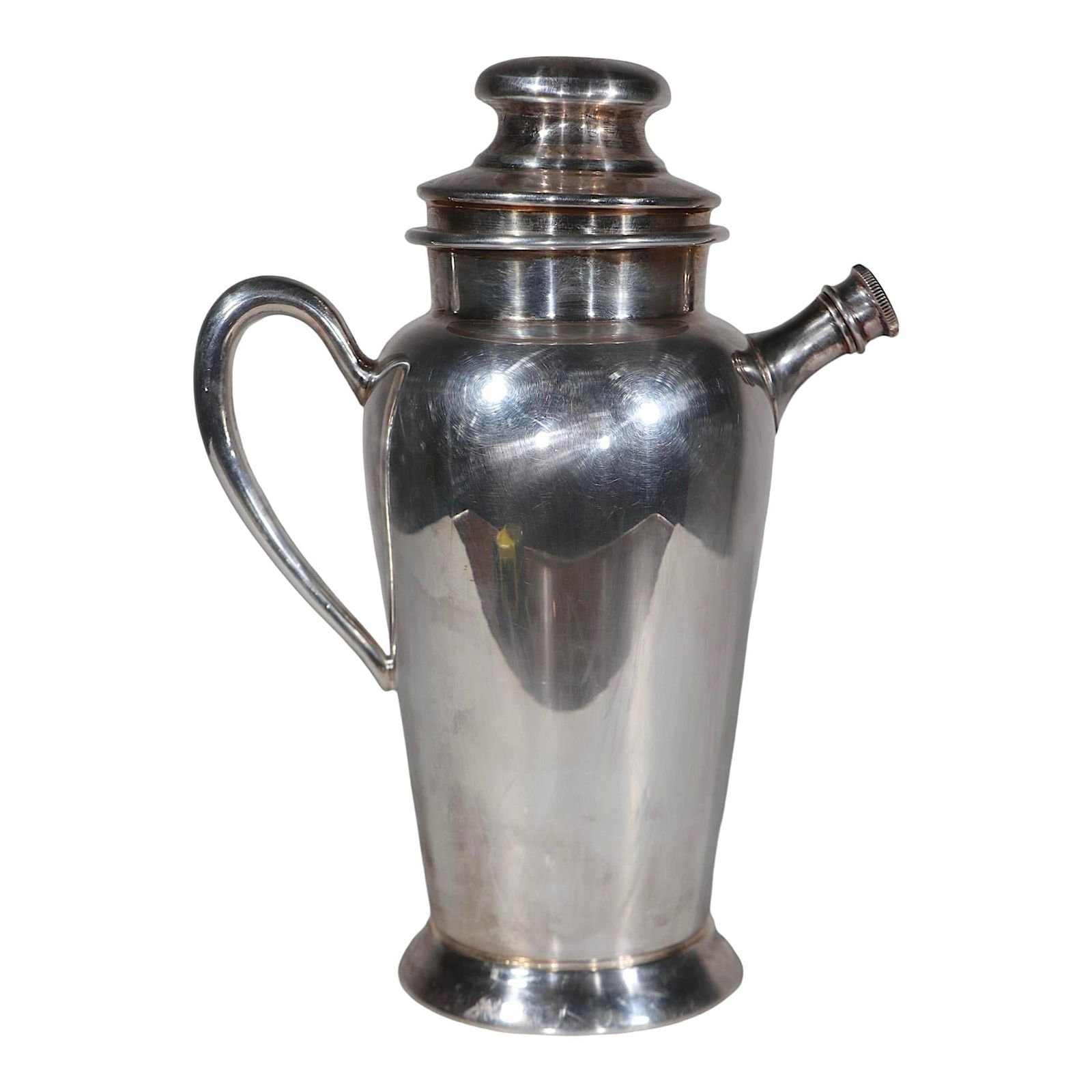 Art Deco Cocktail Shaker Silver Plate by Academy Silver on Copper: Art Deco Cocktail Shaker Silver Plate by Academy Silver on Copper This exquisite Art Deco cocktail shaker, crafted by Academy Silver on Copper in the USA during the 1930s to 1940s, embodies a voguish