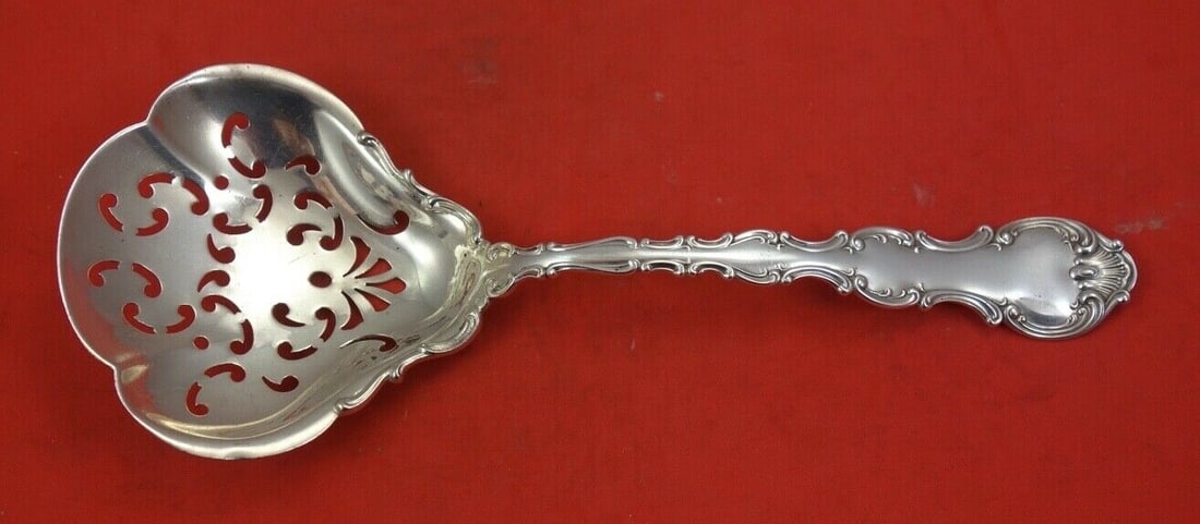 Gorham Strasbourg Sterling Silver Pea Spoon 8 3/4" with Applied Lacing: Gorham Strasbourg Sterling Silver Pea Spoon 8 3/4" with Applied Lacing This exquisite Strasbourg serving spoon, crafted by Gorham, showcases the intricate applied lacing design synonymous with the pat