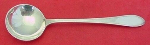 Tiffany & Co Reeded Edge Sterling Silver Bouillon Soup Spoon 5.5": Tiffany & Co Reeded Edge Sterling Silver Bouillon Soup Spoon 5.5" This exquisite Reeded Edge Bouillon Soup Spoon by Tiffany & Co. measures 5 1/2 inches and showcases the elegant design synonymous with