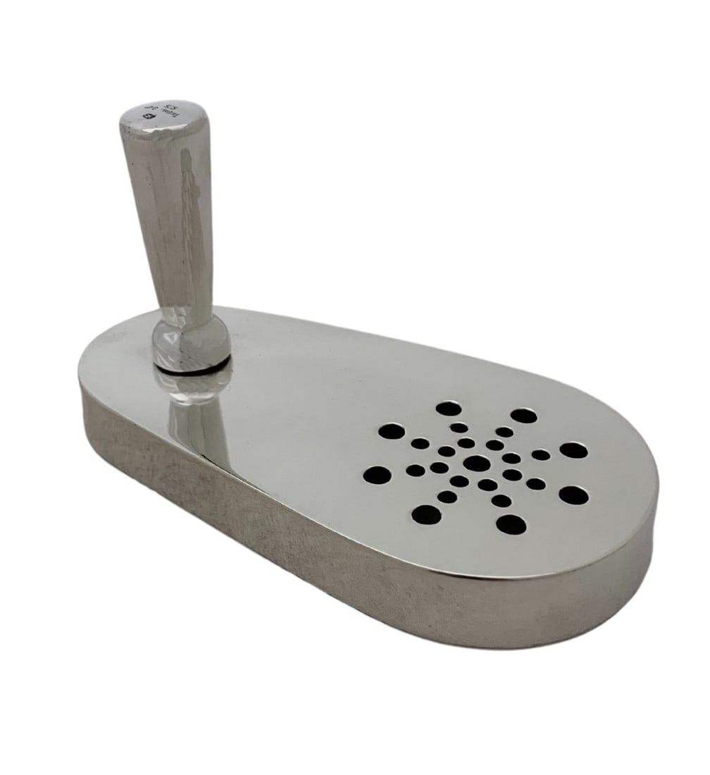 Tiffany & Co 925 Sterling Silver Handmade Purim Grogger Noise Maker: Tiffany & Co 925 Sterling Silver Handmade Purim Grogger Noise Maker Experience the elegance of this Tiffany & Co. 925 Sterling Silver Purim Noise Maker Grogger, a fine example of handmade craftsmanshi