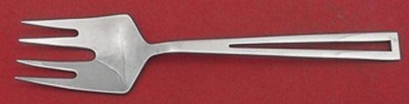 Celsa Avanti Sterling Silver Cold Meat Fork 8 Inch Mid Century Modern: Celsa Avanti Sterling Silver Cold Meat Fork 8 Inch Mid Century Modern This exquisite Avanti cold meat fork, crafted by Celsa, showcases the elegance of Mid-Century Modern design. Made from high-qualit