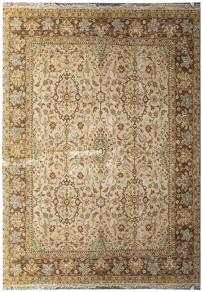 Handcrafted 8 x 9.4 Vegetable Dye Agra Rug in Tan Brown: Handcrafted 8 x 9.4 Vegetable Dye Agra Rug in Tan Brown Free continental US Shipping Enhance your living space with the timeless elegance of this 8.0 x 9.4 vegetable-dye Agra rug in rich tan and brown