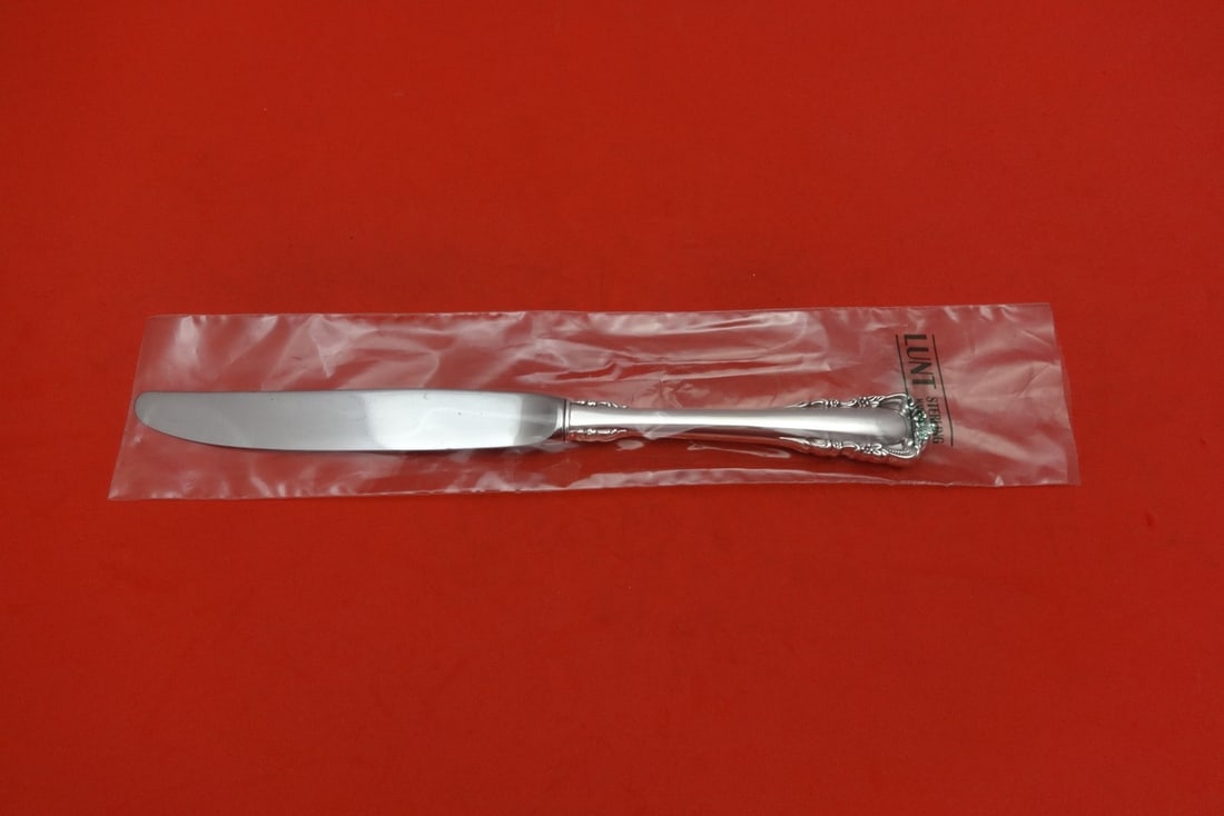 Lunt Carillon Sterling Silver Knife 9 Inch New Flatware: Lunt Carillon Sterling Silver Knife 9 Inch New Flatware This exquisite 9" regular knife is part of the Carillon pattern by Lunt, crafted from high-quality sterling silver. The knife features a hollow