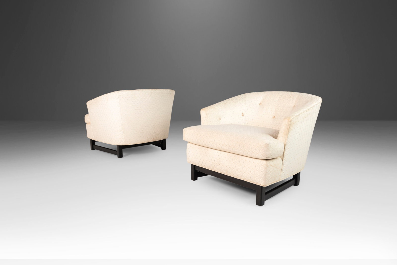 Mid-Century Modern Set of 2 Low Profile Barrel Chairs by Edward Wormley for Dunbar: Mid-Century Modern Set of 2 Low Profile Barrel Chairs by Edward Wormley for Dunbar Introducing a stylish set of two low profile barrel chairs, inspired by the design of Edward Wormley for Dunbar, craf