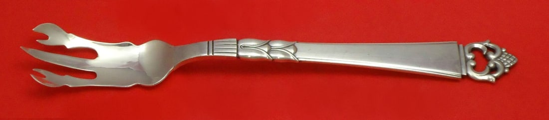 Frigast Danish Crown Sterling Silver Custom Lobster Fork: Frigast Danish Crown Sterling Silver Custom Lobster Fork This custom-made lobster fork showcases the exquisite Danish Crown pattern by Frigast. Crafted from high-quality sterling silver, it measures a
