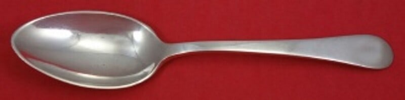 Tuttle Hannah Hull Sterling Silver Soup Spoon 7.25 Antique Flatware: Tuttle Hannah Hull Sterling Silver Soup Spoon 7.25 Antique Flatware This exquisite soup spoon is crafted from sterling silver in the classic Hannah Hull pattern by Tuttle. Measuring 7 1/4 inches, it s