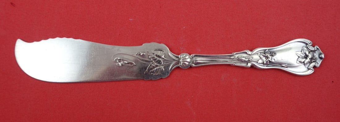 Whiting Violet Sterling Silver Fish Knife 7 1/4 Inch Art Nouveau: Whiting Violet Sterling Silver Fish Knife 7 1/4 Inch Art Nouveau This exquisite fish knife, designed for serving butter, features the elegant Violet pattern by Whiting. Crafted from sterling silver, t