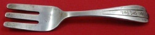 Porter Blanchard Lotus Sterling Silver Baby Fork 4 1/4 Inch: Porter Blanchard Lotus Sterling Silver Baby Fork 4 1/4 Inch This exquisite baby fork is part of the Lotus pattern by Porter Blanchard, crafted from high-quality sterling silver. Measuring 4 1/4 inches