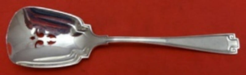 Gorham Etruscan Sterling Silver Sugar Sifter Custom Made 5 7/8 in: Gorham Etruscan Sterling Silver Sugar Sifter Custom Made 5 7/8 in This exquisite sugar sifter is part of the Etruscan pattern by Gorham, crafted from high-quality sterling silver. Measuring 5 7/8 inch