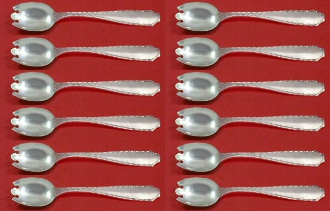 Tiffany & Co Marquise Sterling Silver Dessert Fork Set of 12: Tiffany & Co Marquise Sterling Silver Dessert Fork Set of 12 This exquisite set of 12 dessert forks by Tiffany & Co. features the elegant Marquise pattern, crafted from high-quality sterling silver. E