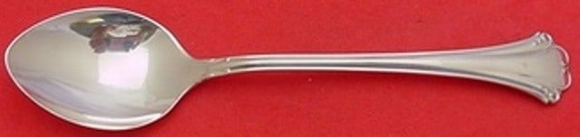 Reed and Barton English Chippendale Sterling Silver Soup Spoon 6 3/4": Reed and Barton English Chippendale Sterling Silver Soup Spoon 6 3/4" This exquisite English Chippendale place soup spoon by Reed and Barton showcases timeless elegance and craftsmanship. Made from hi