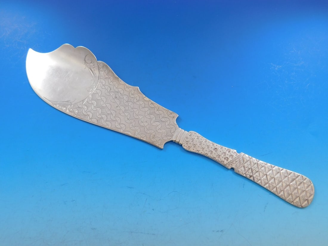 Bailey Banks & Biddle Sterling Silver Fish Server 11" Bright-Cut Geometric: Bailey Banks & Biddle Sterling Silver Fish Server 11" Bright-Cut Geometric This stunning fish server by Bailey Banks & Biddle showcases a bright-cut geometric design, crafted from high-quality sterlin