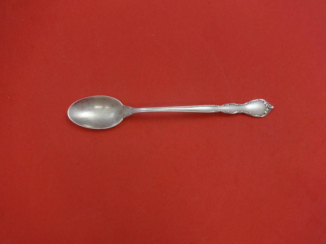 Lunt Mignonette Sterling Silver Iced Tea Spoon 7 1/4 in: Lunt Mignonette Sterling Silver Iced Tea Spoon 7 1/4 in This Mignonette iced tea spoon from Lunt is crafted from fine sterling silver and measures 7 1/4 inches in length. The exquisite Mignonette patt