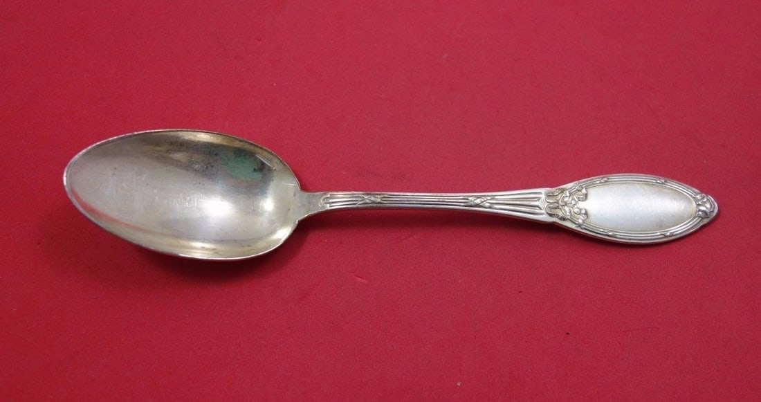 Boulenger Marie Antoinette Sterling Silver 7 Inch Soup Spoon: Boulenger Marie Antoinette Sterling Silver 7 Inch Soup Spoon This exquisite place soup spoon, crafted by Boulenger, features a beautiful design inspired by Marie Antoinette. Made from high-quality ste